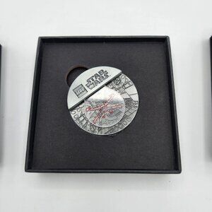 LEGO 5008818 Battle of Yavin Collectible Coin Retired Star Wars Open Box